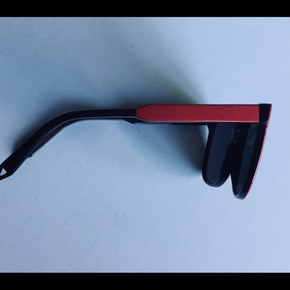 VICTORIA BECKHAM RED REFINED CLASSIC SUNGLASSES - Picture 8 of 8